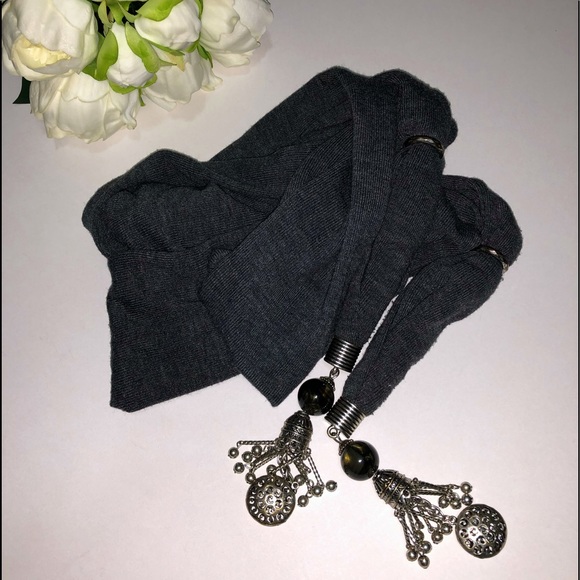 2 in 1 Scarf & Jewelry - Picture 7 of 14